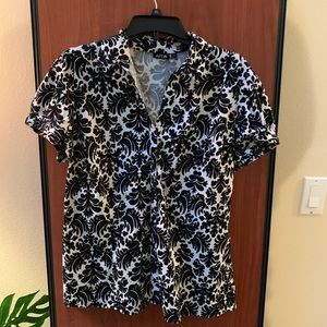 Women’s button up shirt apt 9 size 1x